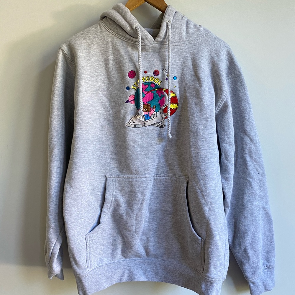 Staycool embroidered graphic sweater size small